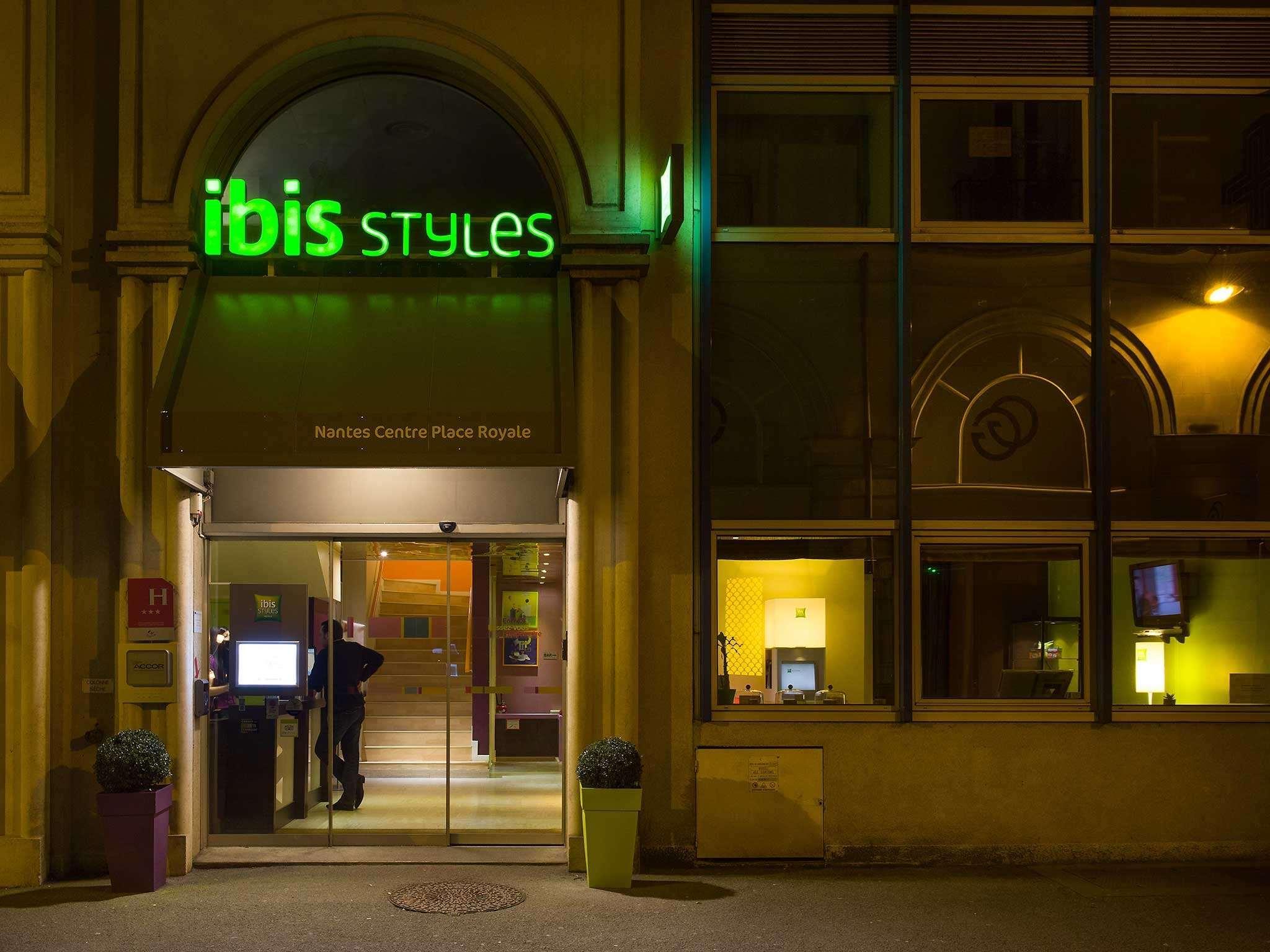 Ibis Styles Nantes Centre Place Royale Luaran gambar